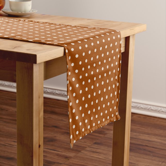 Caminho De Mesa Pequeno Pontos Polka Marrons  (No Local)