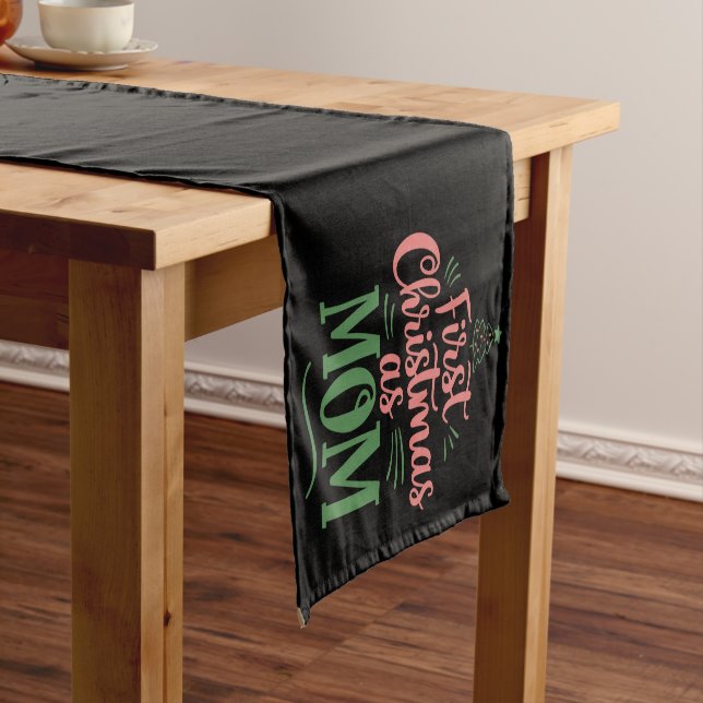 Caminho De Mesa Pequeno Primeiro Natal Como Mãe Correspondendo Ao Natal (No Local)