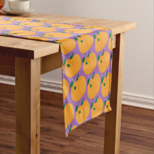 Caminho De Mesa Pequeno Pumpkin bonito em fundo roxo