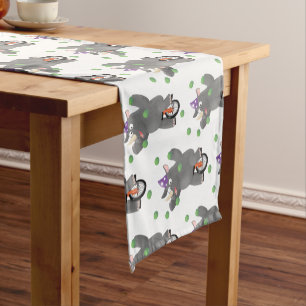 Caminho De Mesa Pequeno Rinoceronte giro e engraçado fazendo malabarismo e