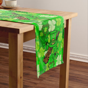 Caminho De Mesa Pequeno Rua de Tablecloth Runner. Dia de Patrick