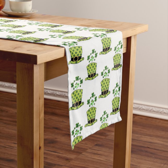 Caminho De Mesa Pequeno Rua de Tablecloth Runner. Dia de Patrick (No Local)
