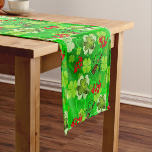 Caminho De Mesa Pequeno Rua de Tablecloth Runner. Dia de Patrick