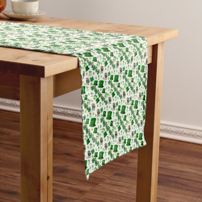 Caminho De Mesa Pequeno Rua de Tablecloth Runner. Dia de Patrick (No Local)