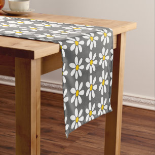 Caminho De Mesa Pequeno Teste padrão cinzento amarelo da margarida branca