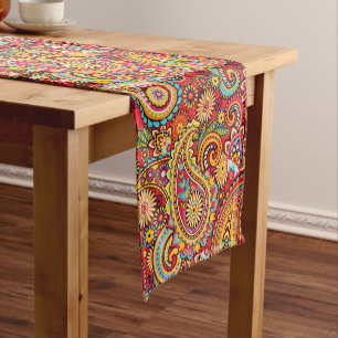 Caminho De Mesa Pequeno Teste padrão floral vermelho brilhante do bohemia