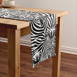 Caminho De Mesa Pequeno Teste padrão preto e branco do impressão na moda