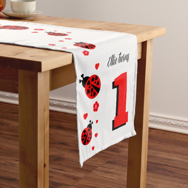 Caminho De Mesa Pequeno Toalha de Mesa com Joaninhas Fofas e Corações (No Local)