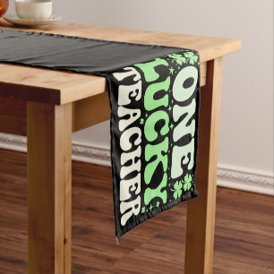 Caminho De Mesa Pequeno Um Professor Sortudo Groovy Professor Retro St Pat