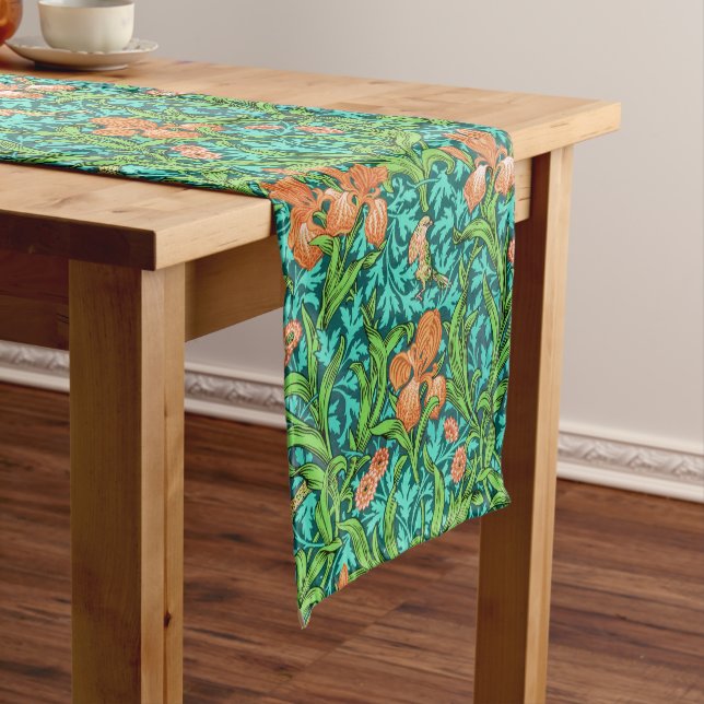 Caminho De Mesa Pequeno William Morris Iris Pattern, Orange e Turquoise (No Local)