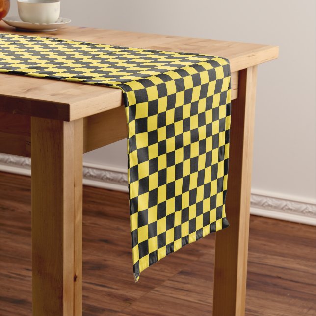 Caminho De Mesa Pequeno Yellow and black checkerboard pattern (No Local)