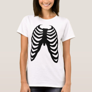 Camisa branca de mulher com impressão no peito
