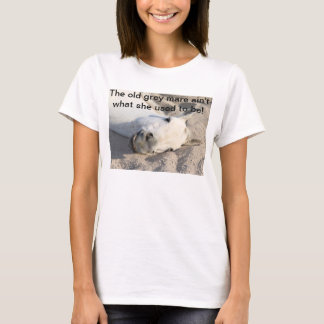 Camisa cinzenta velha da égua