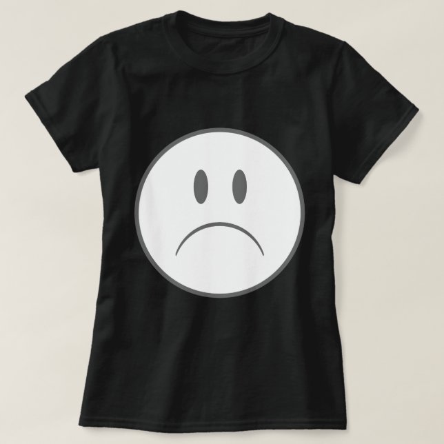 CAMISA COM FACE DE DESAPROVAÇÃO PUNK GOTH (Frente do Design)