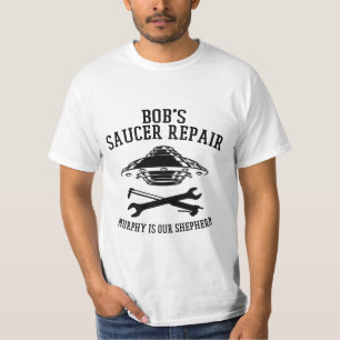Camisa com o logotipo preto do Reparo de Saucer de