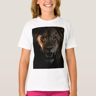 camisa com um leão