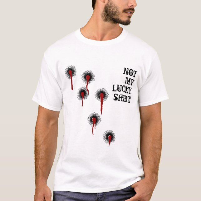 Camisa da Sorte Buraco de Bala Camiseta Divertida  (Frente)
