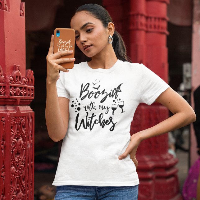 Camisa de bruxa | Boozin With My Witts T-Shirt (Criador carregado)