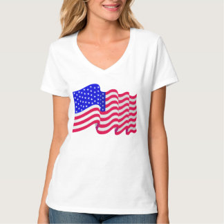 camisa de mulher com bandeira