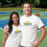 Camisa De Pickleball Personalizada, Cidade, Clube,<br><div class="desc">Personalize esta camisa com o nome do seu clube de piquete,  o nome dos jogadores,  a cidade,  o nome do torneio,  etc. Altere facilmente a cor da fonte também.</div>
