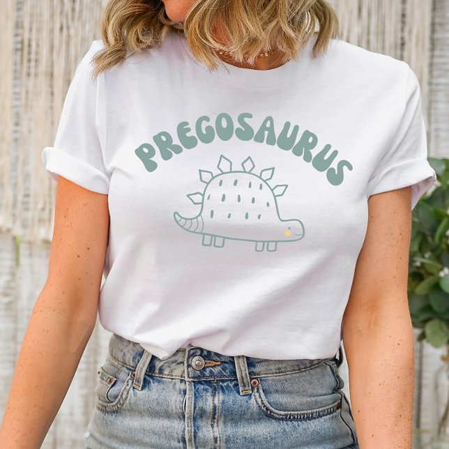 Camisa de Pregossauro Bonita para Mamãe Ser (Celebrate the journey to motherhood with our adorable "Cute Pregosaurus" Shirt for the mama-to-be! T)