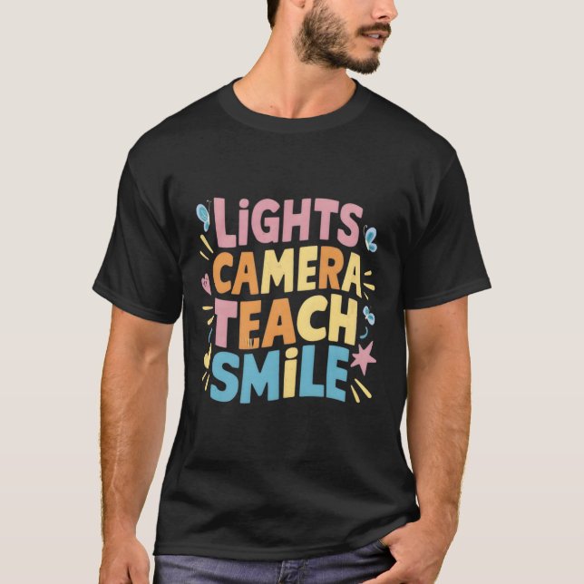 Camisa de Sorriso de Ensino de Luz Câmera Divertid (Frente)