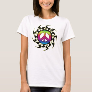 Camisa do tatuagem da paz do arco-íris