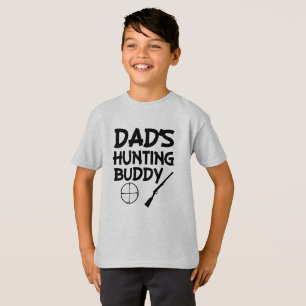 Camisa engraçada dos meninos do amigo da caça do