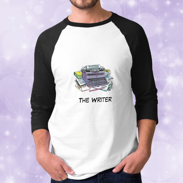 Camisa Eu Adoro Escrever (Purple manual typewriter pens, paper books for writers on black white mens tee shirt.)