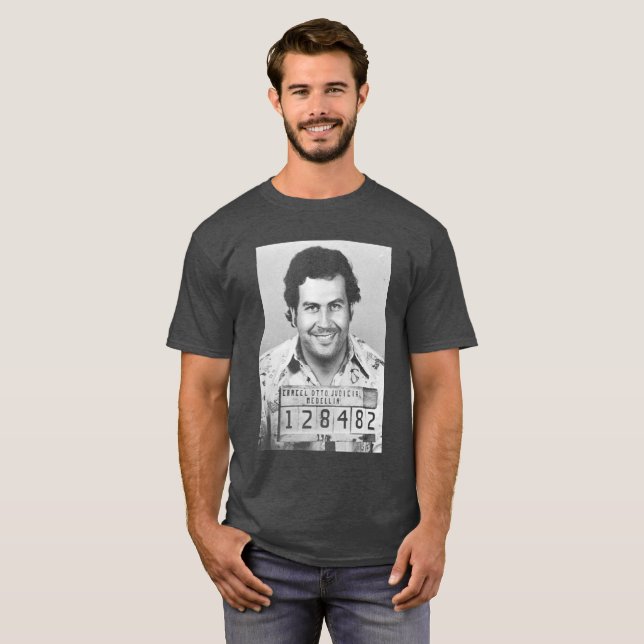 Camisa Famosa do Pablo Escobar Mugshot (Frente Completa)