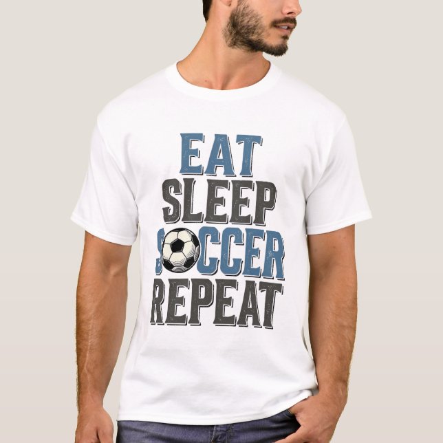 Camisa Futebol Comer Dormir Repetir Tipografia Vin (Frente)