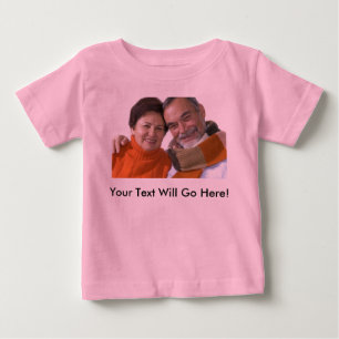Camisa infantil com foto e texto feitos sob