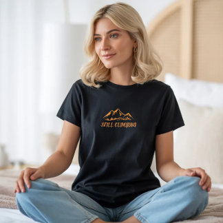 Camisa Minimalista de Montanha com Design de Linha