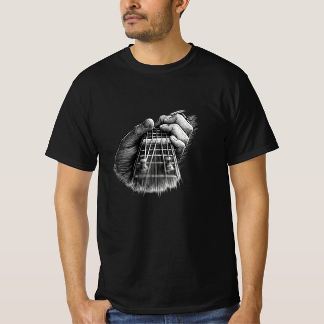 Camisa preta e branca com design gráfico de braço  (Frente)