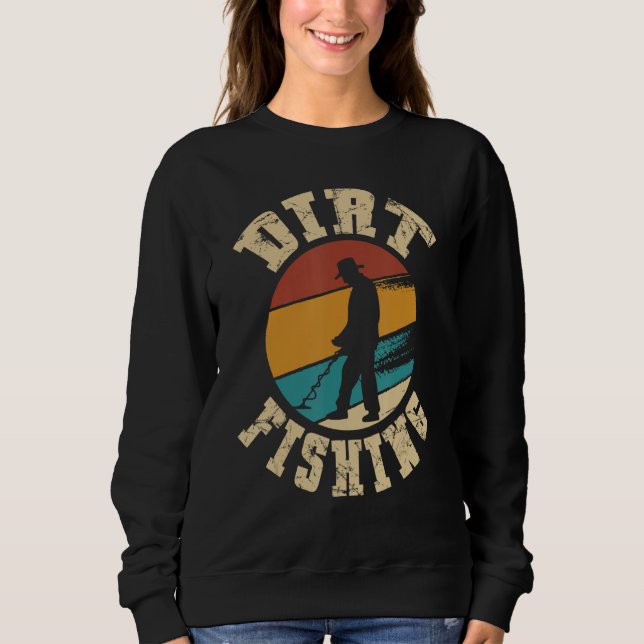 Camisa Que Pesca Uma Mulher Detectora De Metais (Frente)