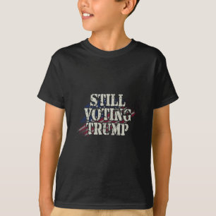 Camisa Retro da Bandeira dos EUA Trump - Votando e