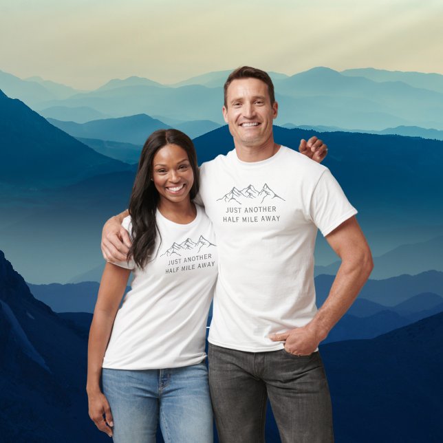 Camisa T do grupo de férias ao ar livre (Criador carregado)