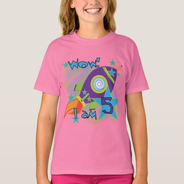 Camisas de aniversário de 5 de foguetes e presente (Frente)