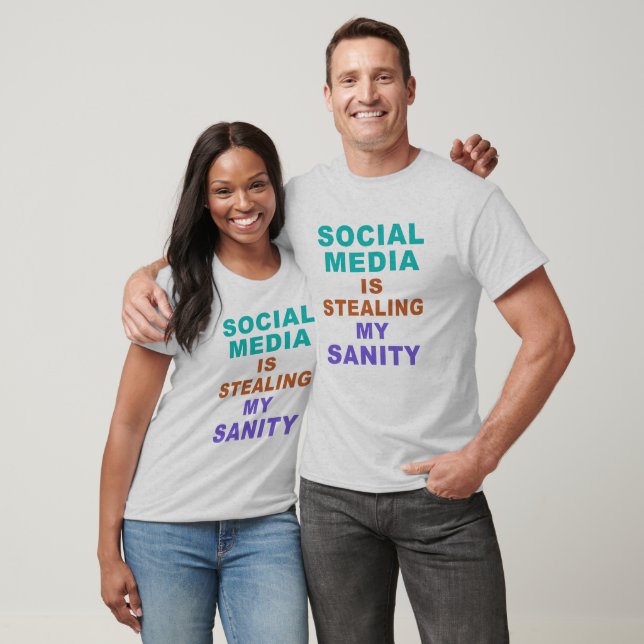 Camisas e jaquetas "Social Media" engraçadas (Unissex)
