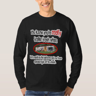 Camisas e presentes no Parque Trailer Funny