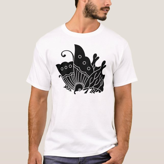 CAMISETA 織田蝶 (Frente)
