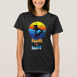 Camiseta 01 Poodle Preto Em Uma Prancha De Surfe Feita Por