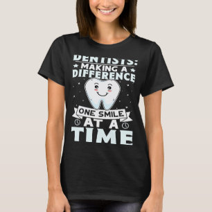 Camiseta 0 Dentistas Fazendo a Diferença Um Sorriso de Cada