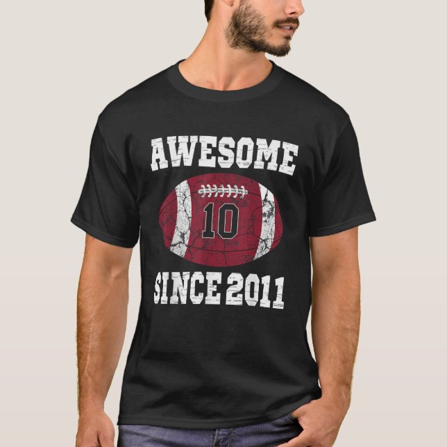 Camiseta 10º Aniversário do Feriado de Futebol Presente 10  (Frente)