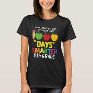 Camiseta 1000 dias Professora do 5º grau mais inteligente 1