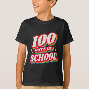 Camiseta 100 Dias Bons De Escola E Ainda A Adorando Coraçõe