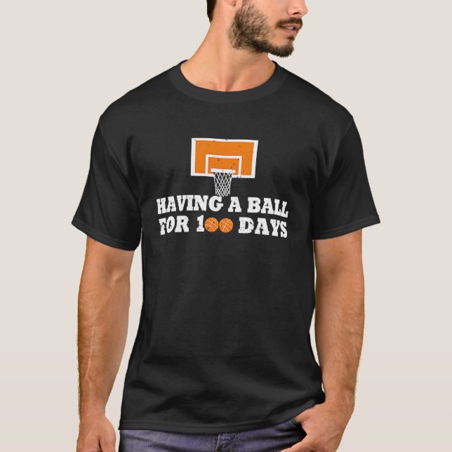 Camiseta 100 Dias De Bolas De 100 Dias De Basquete Escolar  (Frente)