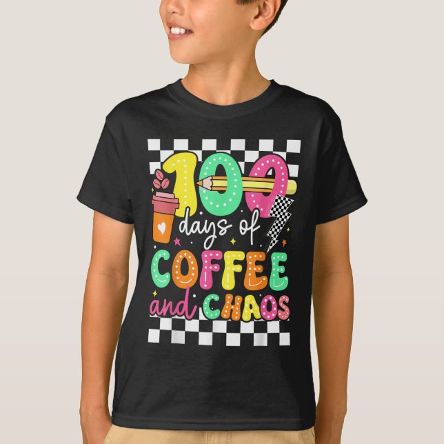 Camiseta 100 Dias De Café &amp; Professor De Caos Retro 10 (Frente)