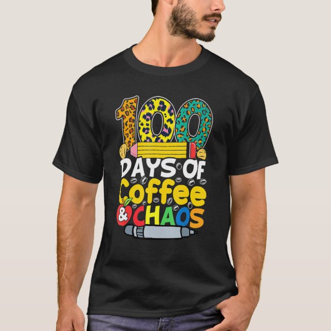 Camiseta 100 Dias De Café E Caos Feliz 100 Dias De Programa (Frente)