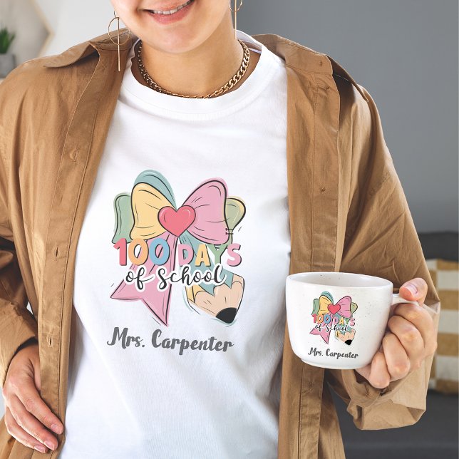 Camiseta 100 Dias De Design De Arco De De De Coleta De 🎀 D (100 Days Of Shool 🎀 Coquette Bow Design Custom Sweatshirt)